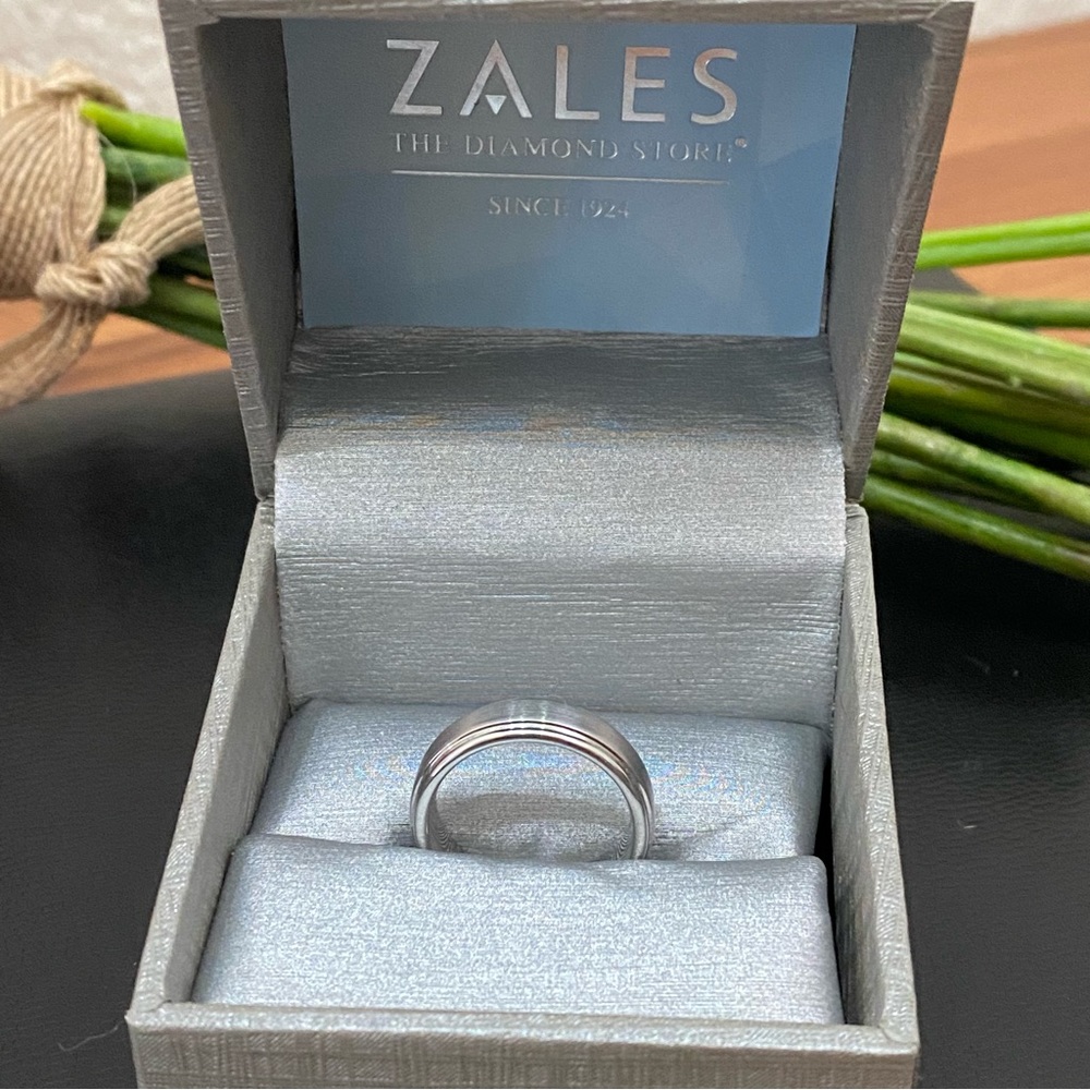 TRITON Tungsten Carbide TC.850 Men’s Wedding Band Size 7 9.7g
